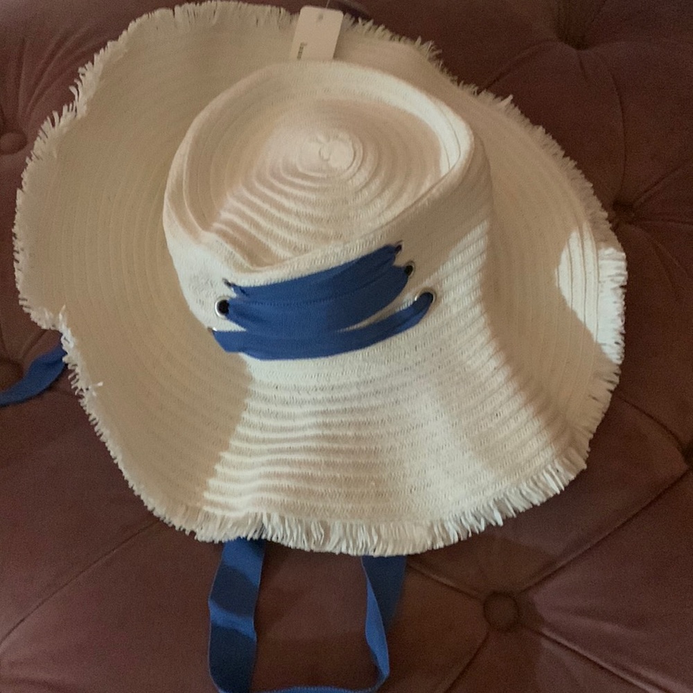 Hat never worn